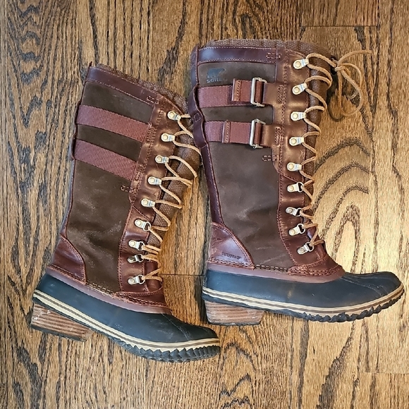 Sorel Women's Conquest Carly II Redwood Tobacco Winter Boots - Picture 6 of 12